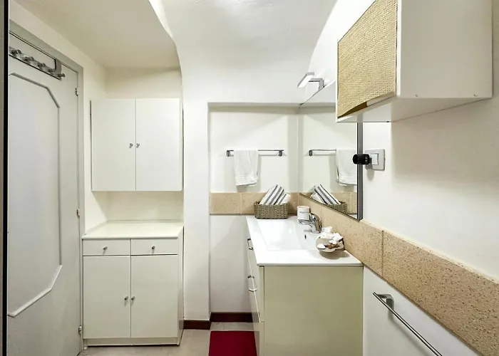 La Casa Di Memole بيت للعطل